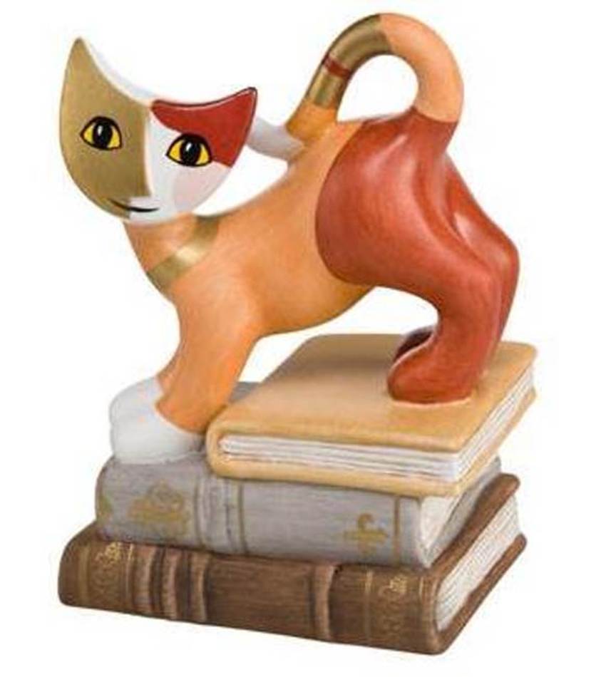 G31333016 - Cat on Books Table
4 1/2"