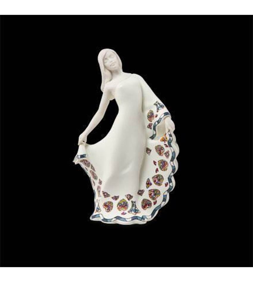 G20000481 - Breeze
5 3/4"
white dress
