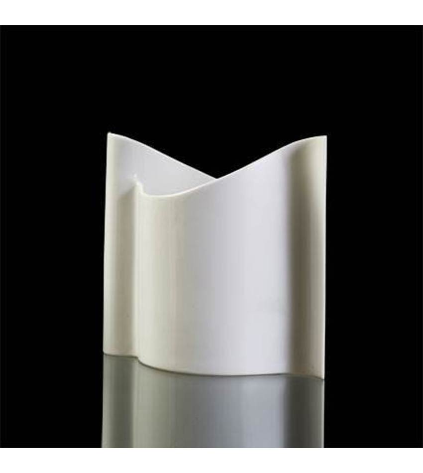 G14001440 - Schwinge Vase
10"