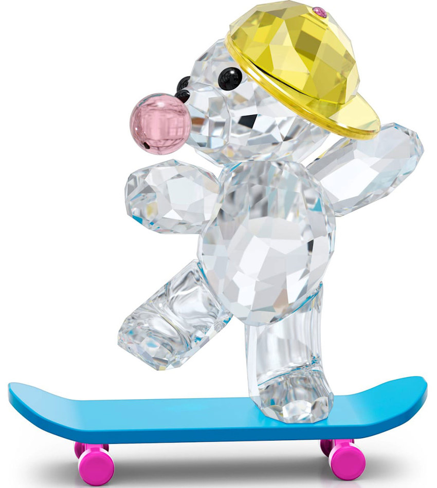 S5619208 - Kris Bear Skaterbear