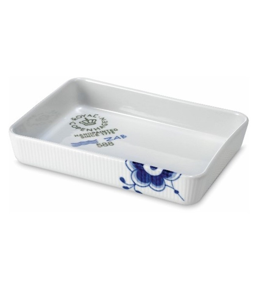 RC2381588 - Blue Fluted Mega Ovenware Rectangular Dish