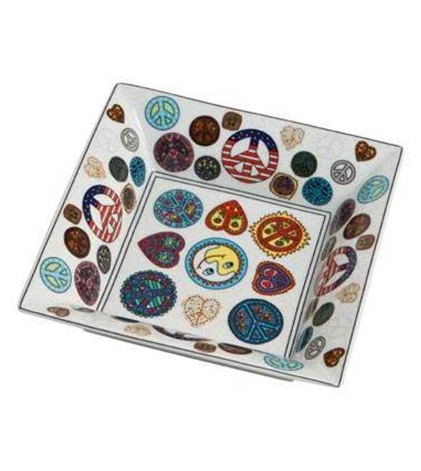 G26101352 - Love and Peace Bowl
porcelain, 6 1/4&quo