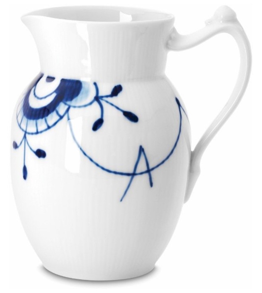 RC2381442 - Blue Fluted Mega Pitcher