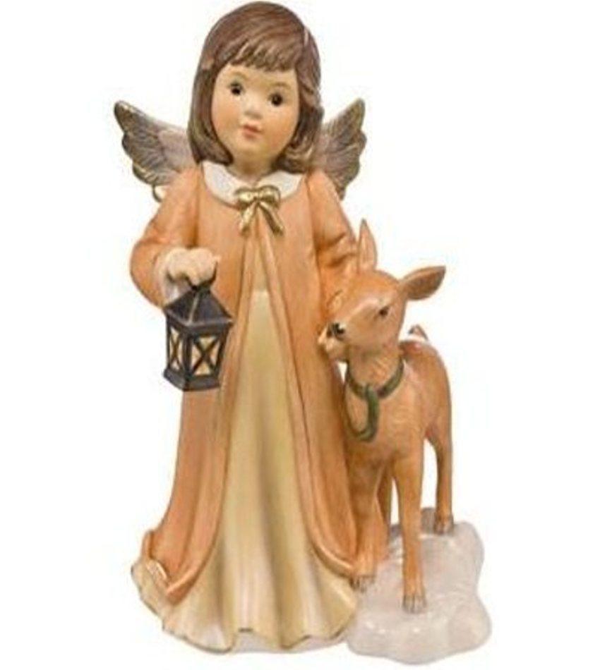 G41602071 - Guardian Angel in Winter Forest
champagn