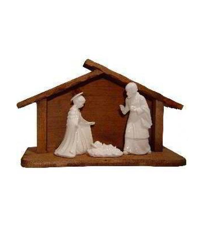 157225 - Holy Family White with Stable