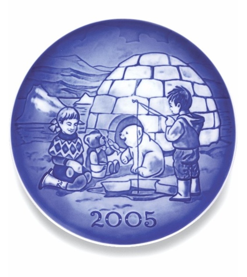2005RC903105 - 2005 Millennium Plate