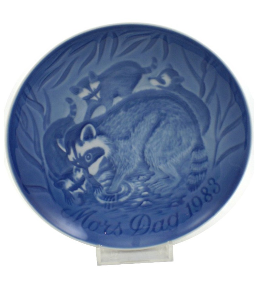 83BGMDP - 1983 Mother's Day Plate