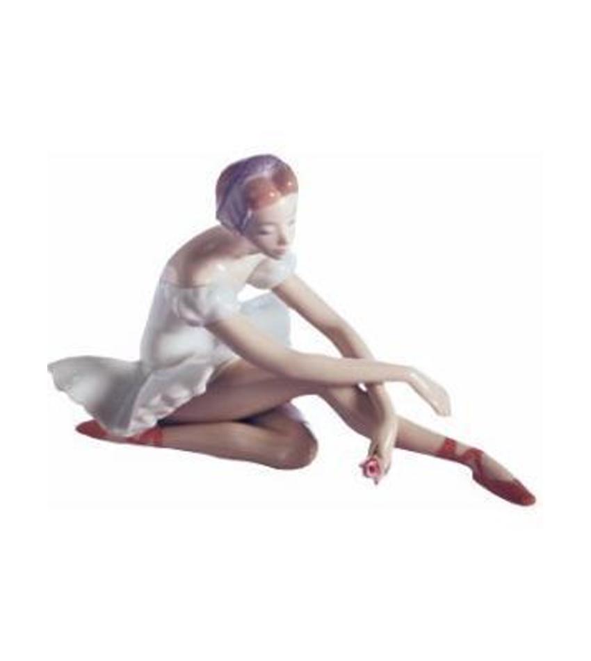 L5919 - Rose Ballet