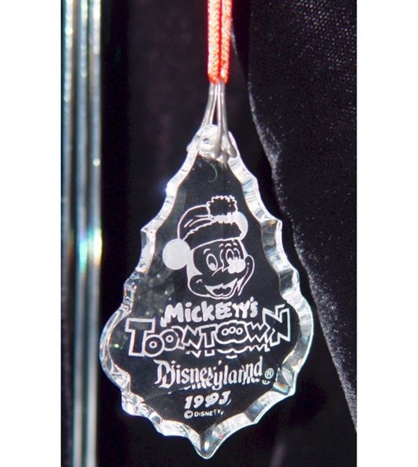 SHA93ORN - Mickey's Toontown 1993 Ornament